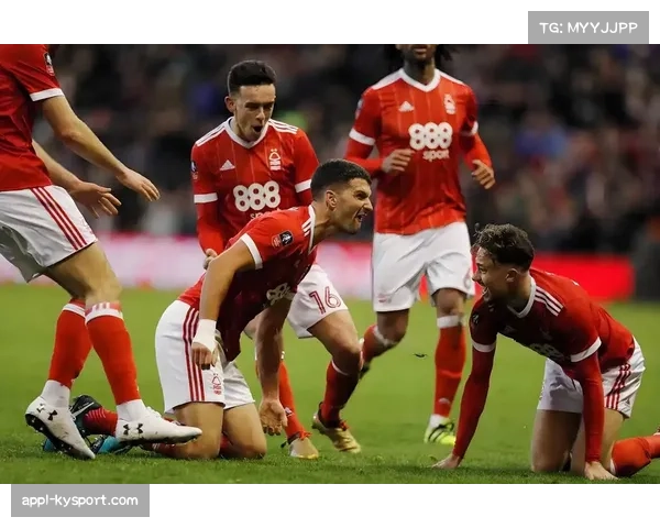 VAR再成焦点:皇马绝杀进球前的争议手球判罚引广泛讨论 VAR再成焦点:皇马绝杀进球前的争议手球判罚引广泛讨论